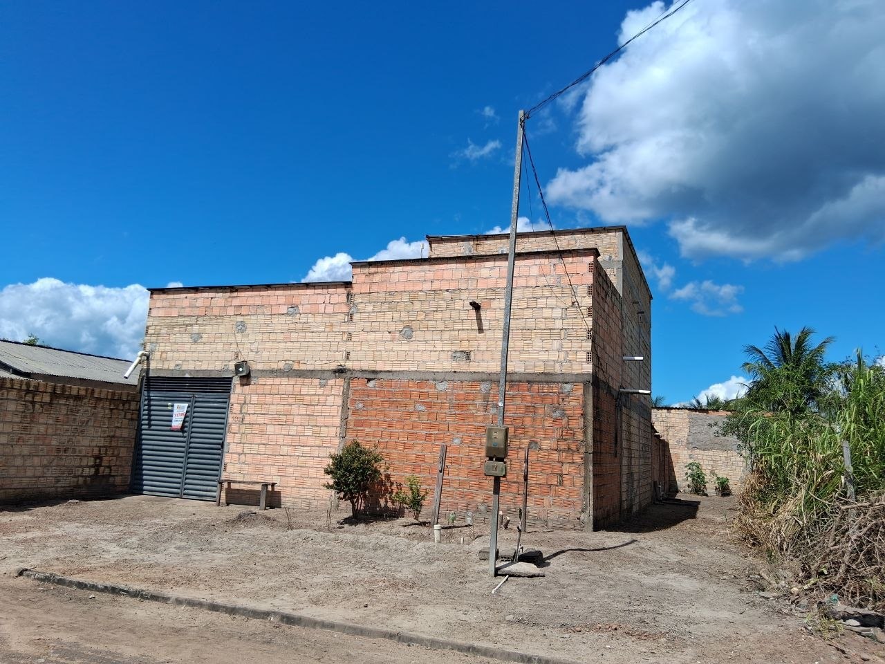 Fachada da casa à venda no Bairro Bonanza